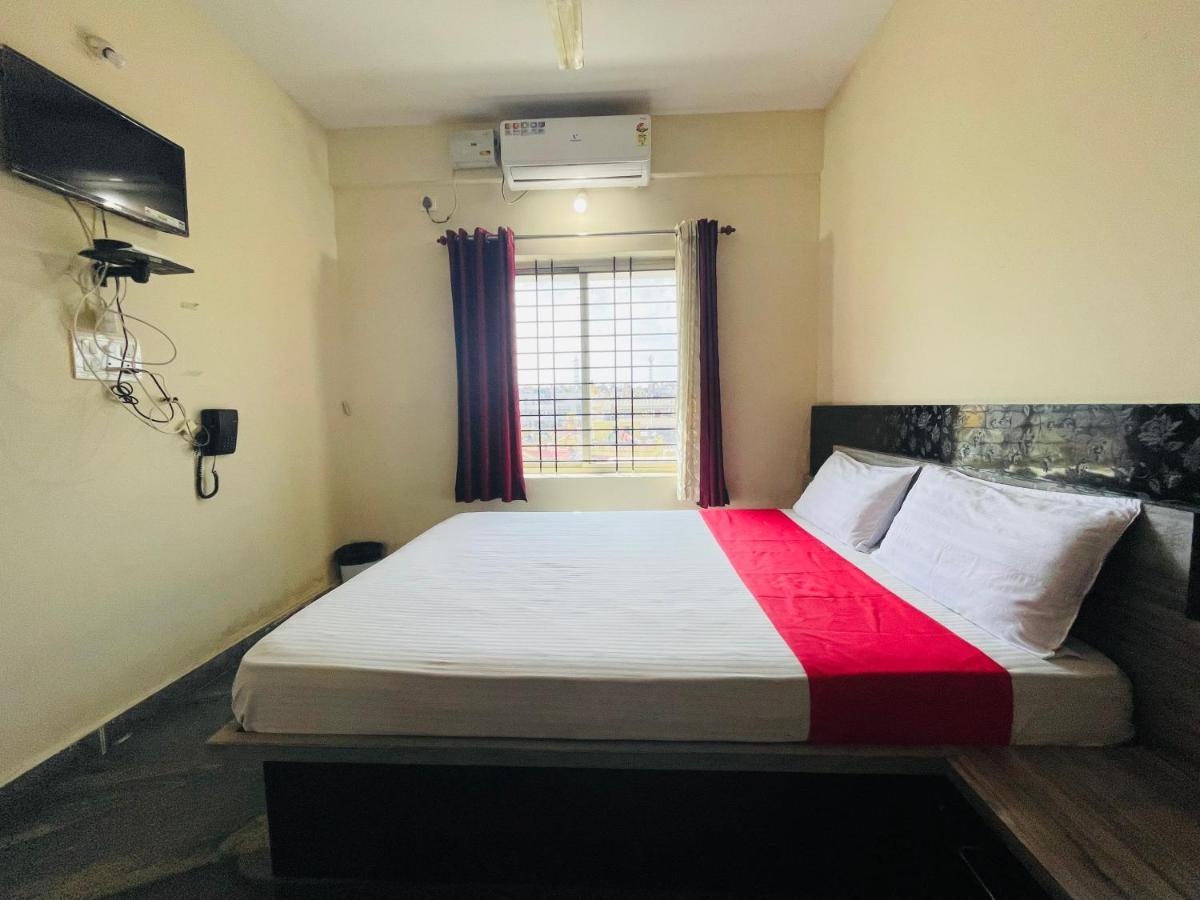 Crown Residency Ξενοδοχείο Mysore Εξωτερικό φωτογραφία